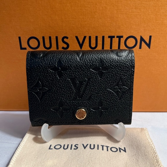 Louis Vuitton Accessories - 🔥 💯 Authentic Louis Vuitton Business Card Holder